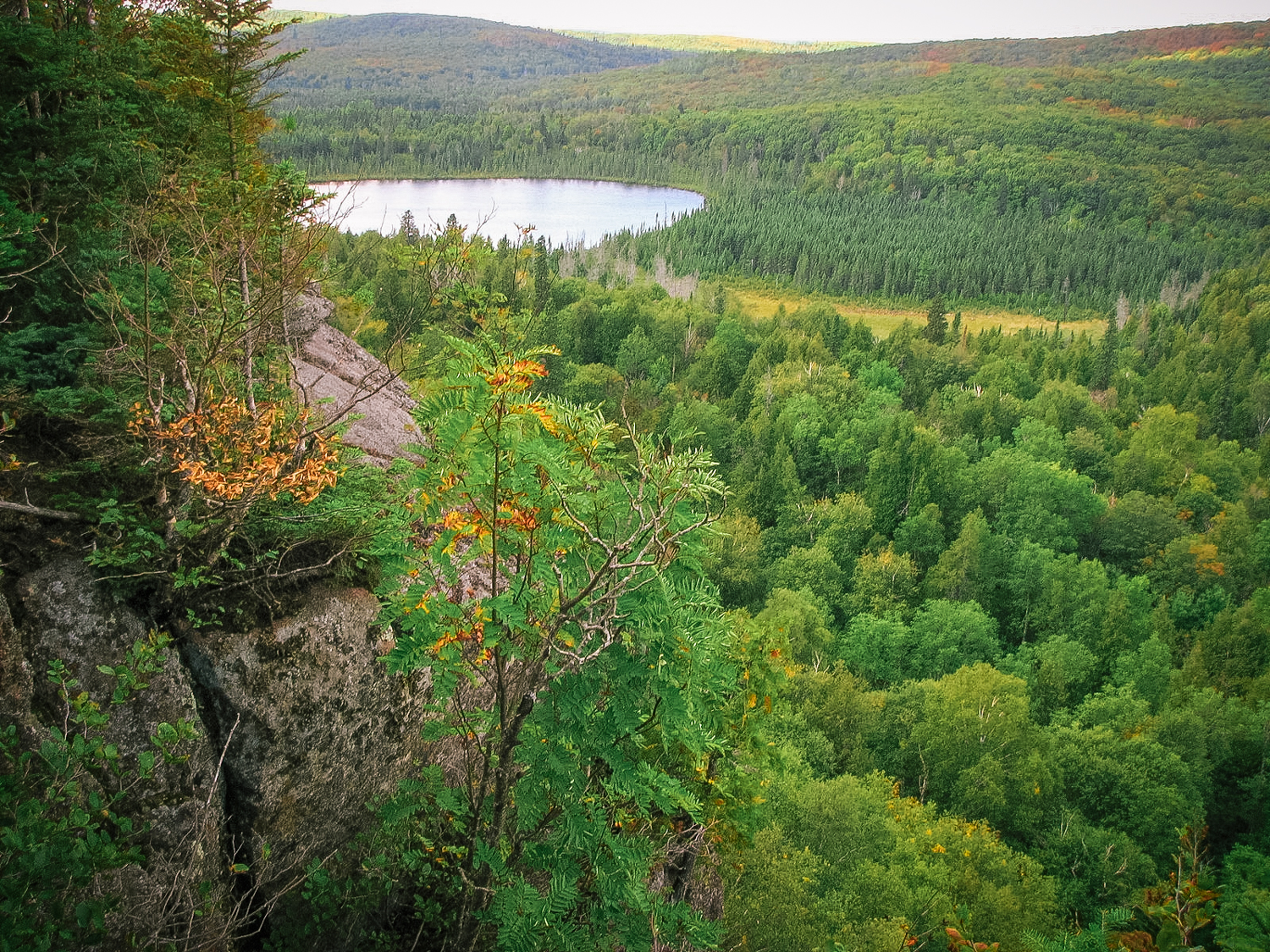 Five of The Best Intermediate Spring Hiking Destinations in the Midwest | The Offroader